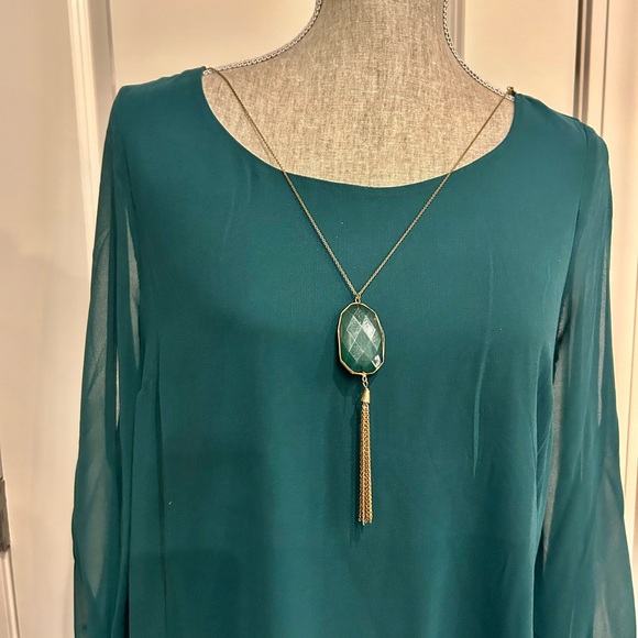 As U Wish Emerald Green Jr Women’s Dress from Belk with Attached Necklace SzJr M - Picture 3 of 11